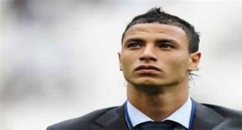 موقع أوروبي يختار المغربي الشماخ ضمن أسوأ صفقات انتقالات اللاعبين بالدوري الانجليزي 